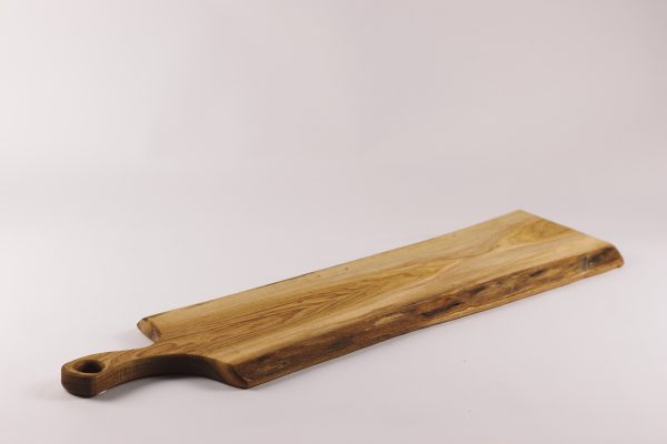 Large oak live edge chopping board with handle #008 - Image 7