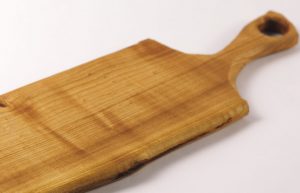 Small cherry live edge chopping board with handle #013