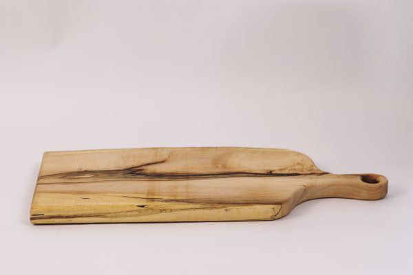 Medium spalted beech chopping board with handle & resin #017 - Image 4