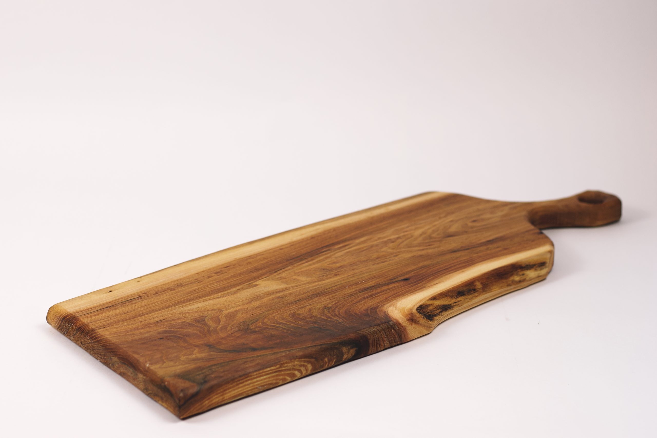 Large Live Edge Elm Chopping Board with Handle #022 - Image 3